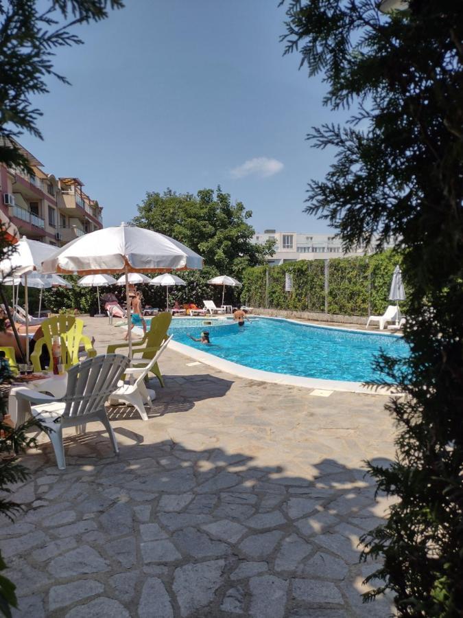 Апартамент На Къмпинг Градина Černomorec Exterior foto